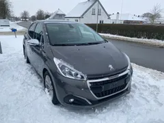 Peugeot 208 BlueHDi 100 Allure Sky